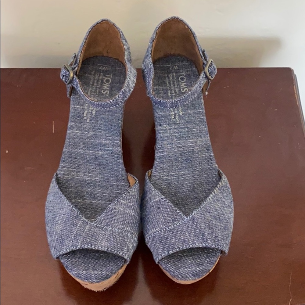 TOMS Light Blue Summer Wedges/Heels/Sandals